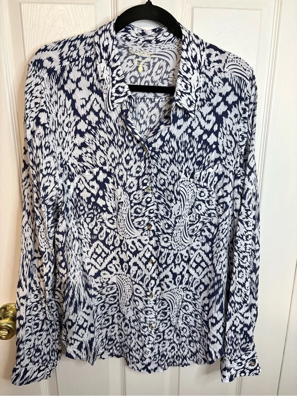 Lilly Pulitzer Sea View Button Down Shirt Pineapple Party Print Blue White XL - Picture 2 of 10
